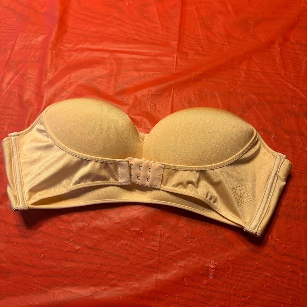 Elegant Cream Strapless Bra